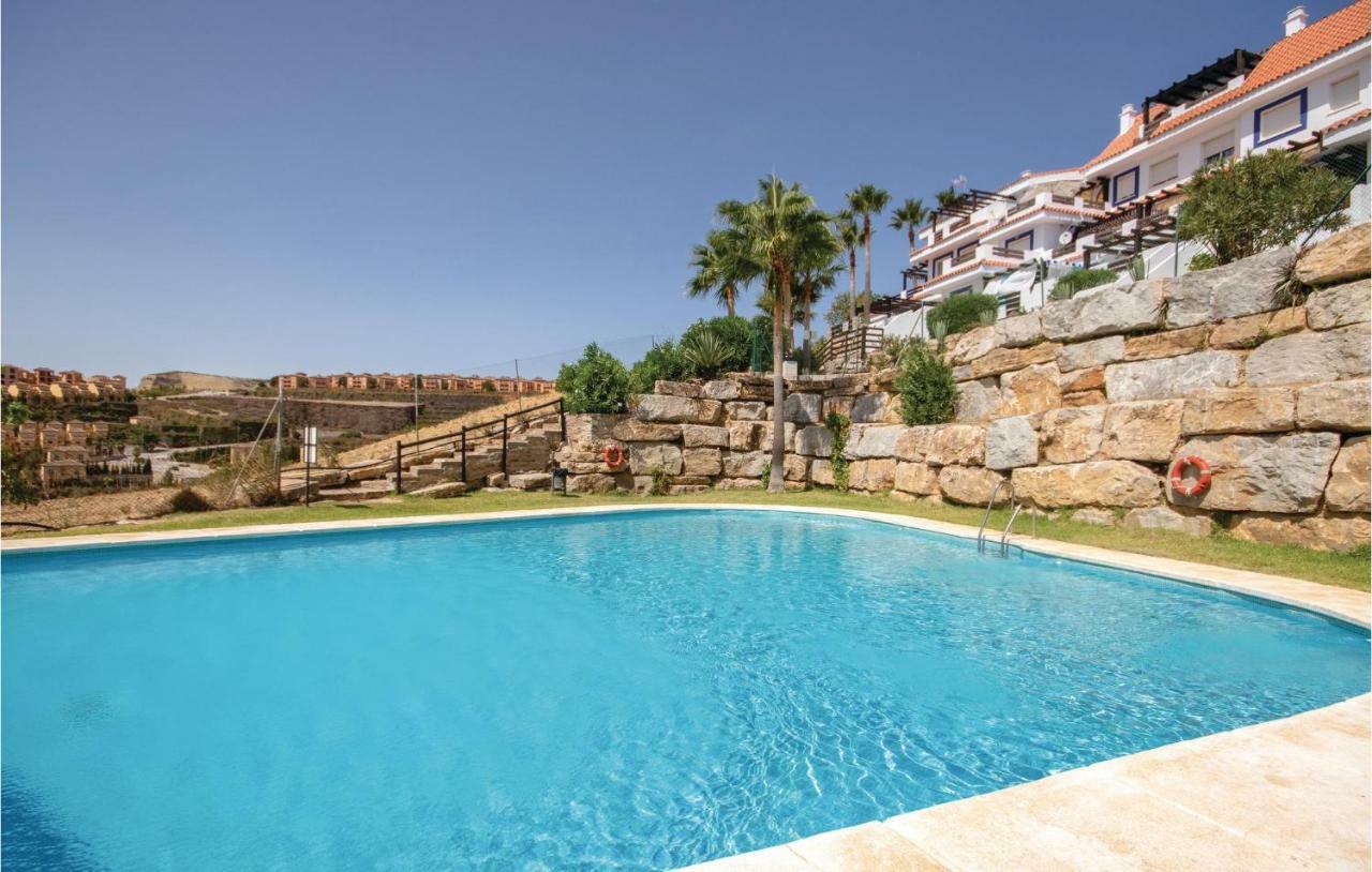 3 Bedroom Amazing Apartment In La Duquesa Castillo de Sabinillas Kültér fotó